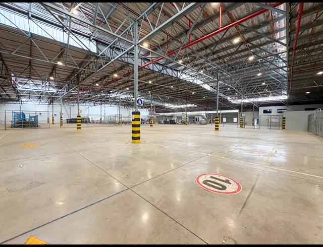 10,000M² WAREHOUSE TO LET IN RIVERHORSE VALLEY