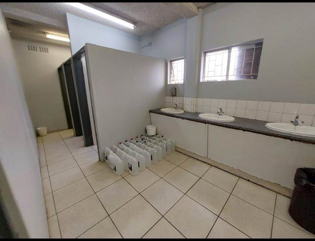 982.30M² FULL FLOOR TO LET IN PIETERMARITZBURG CENTRAL