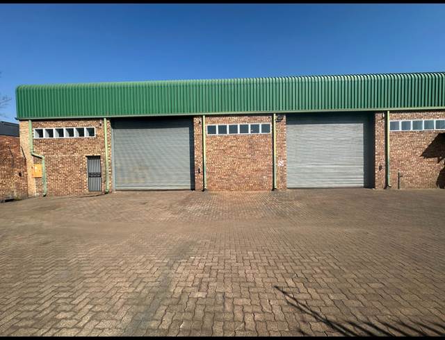 580M² WORKSHOP TO LET IN KLIPFONTEIN