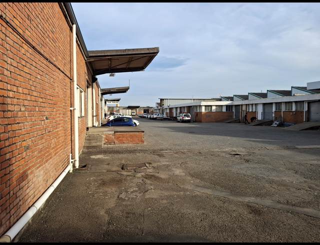 1,200M² WAREHOUSE TO LET IN WILSONIA