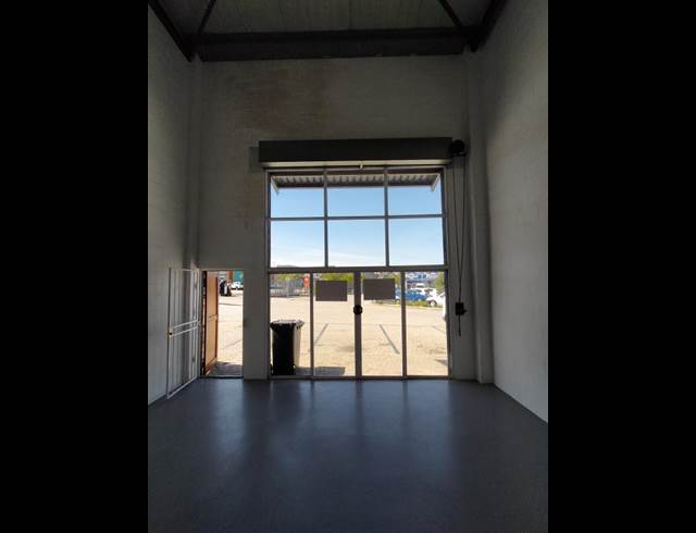 110M² RETAIL TO LET IN BRACKENFELL INDUSTRIAL