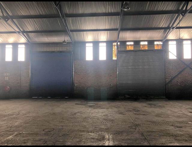 2,800M² WORKSHOP TO LET IN SEBENZA
