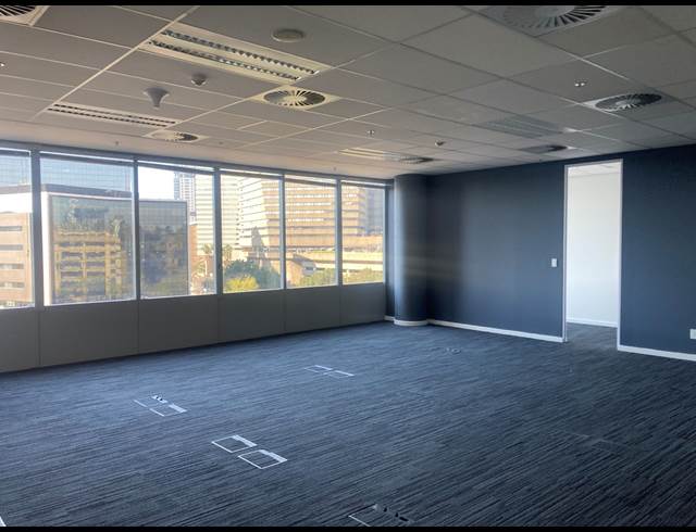 2,985.90M² OFFICE TO LET IN SANDTON CENTRAL