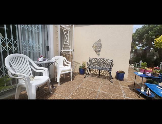 2 BEDROOM FREEHOLD RENTED IN SUNNINGDALE