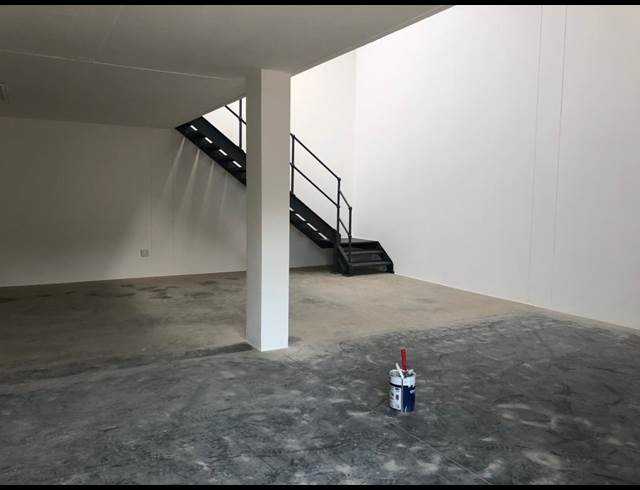 127M² WAREHOUSE RENTED IN BARBEQUE DOWNS