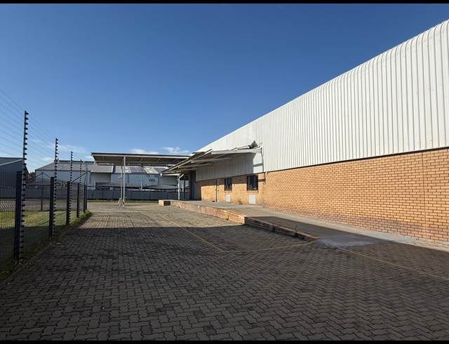 1,145M² WAREHOUSE TO LET IN HALFWAY HOUSE