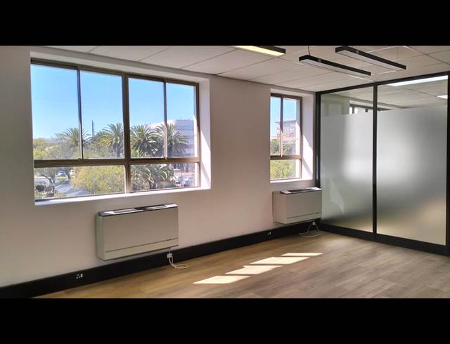 345M² OFFICE TO LET IN TYGER VALLEY