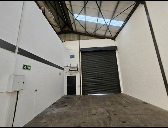 420M² WAREHOUSE TO LET IN RIVERGATE
