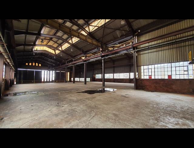 1,850M² WAREHOUSE TO LET IN CHLOORKOP