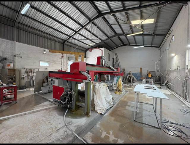 442M² WAREHOUSE TO LET IN BROADLANDS