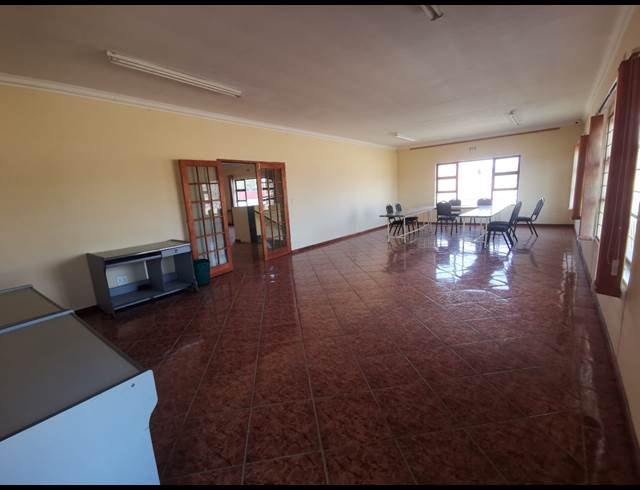 300M² OFFICE TO LET IN BENONI SMALL FARMS