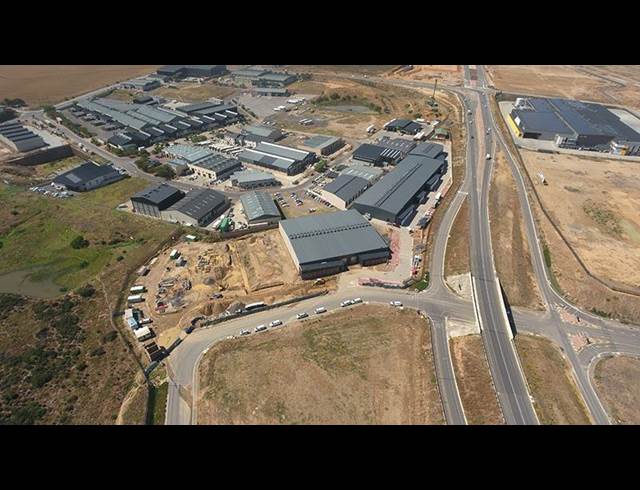 1,245M² WAREHOUSE TO LET IN KILLARNEY GARDENS