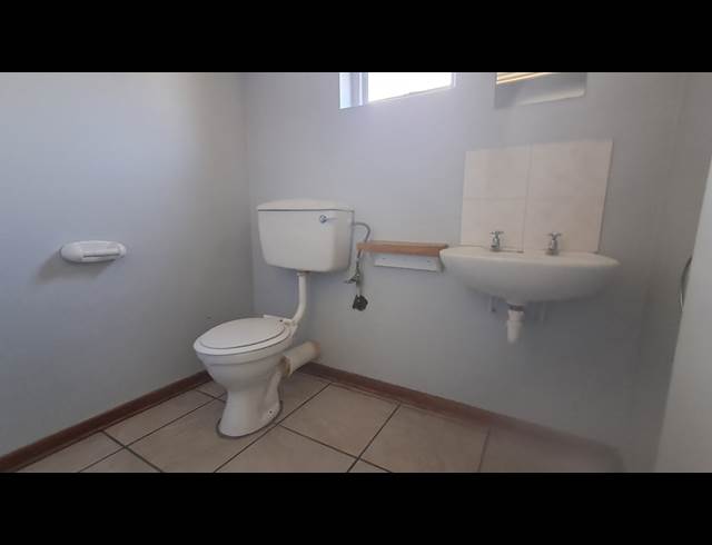 109M² BUSINESS TO LET IN NAHOON