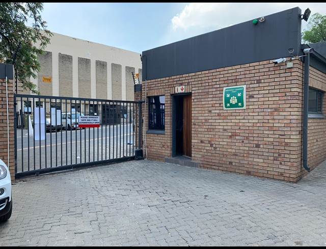 382M² WAREHOUSE TO LET IN WYNBERG