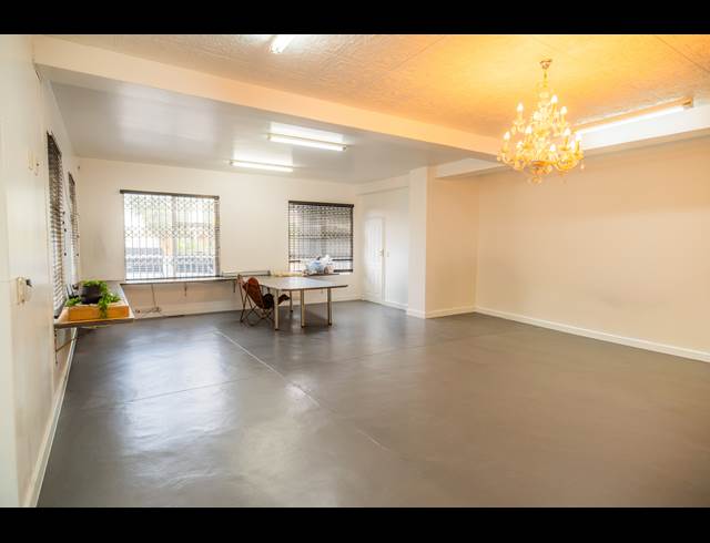 185M² BUSINESS TO LET IN GLENVISTA