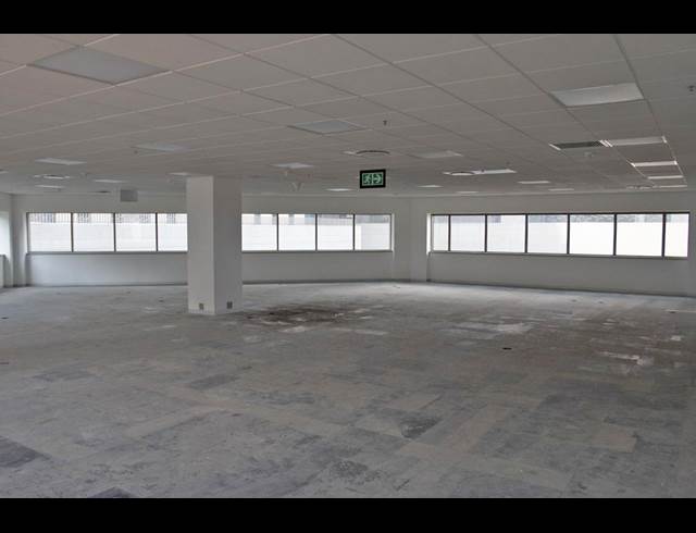 539M² OFFICE TO LET IN SANDTON CENTRAL