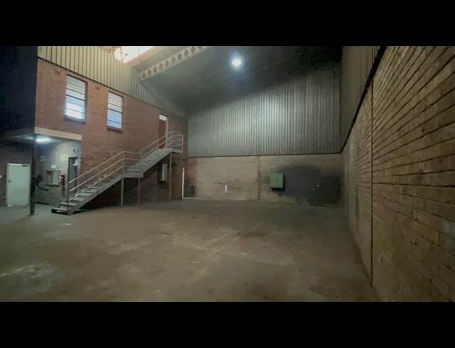 265M² WAREHOUSE TO LET IN WADEVILLE
