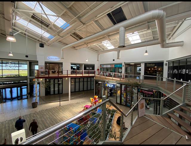 67M² RETAIL TO LET IN ROYAL ASCOT