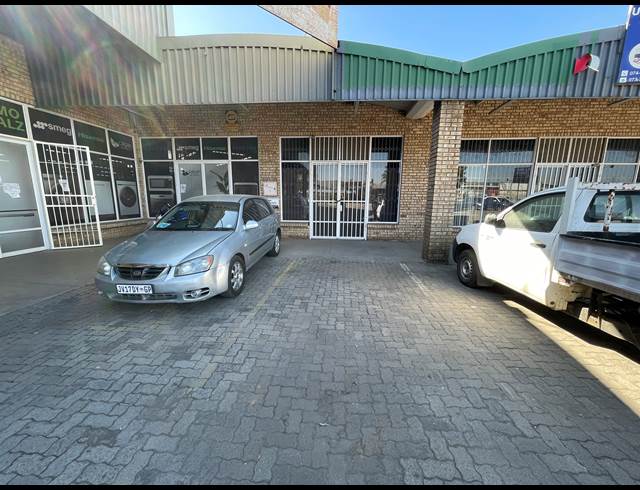 170M² BUSINESS TO LET IN HUGHES