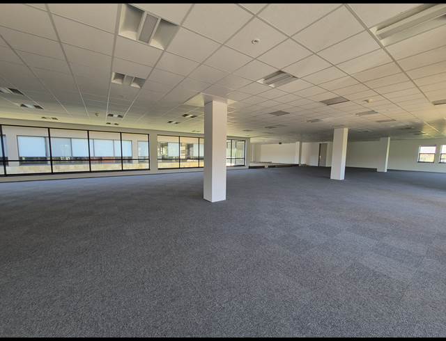 646M² OFFICE TO LET IN SANDTON CENTRAL