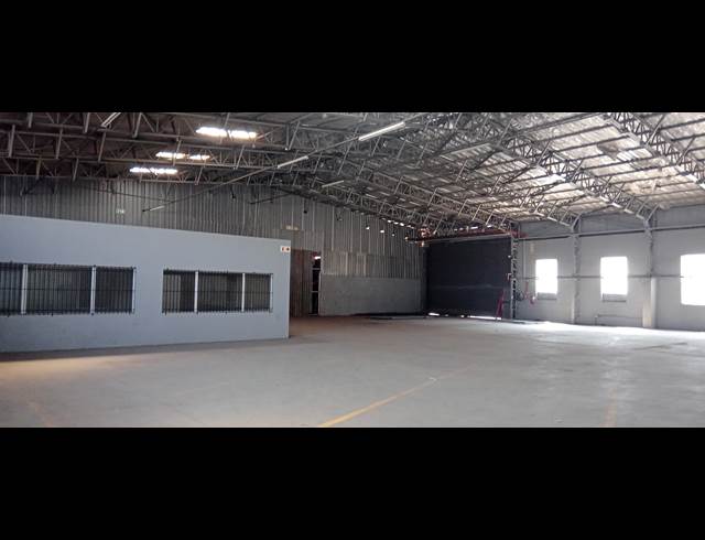 1,300M² WAREHOUSE TO LET IN SELBY