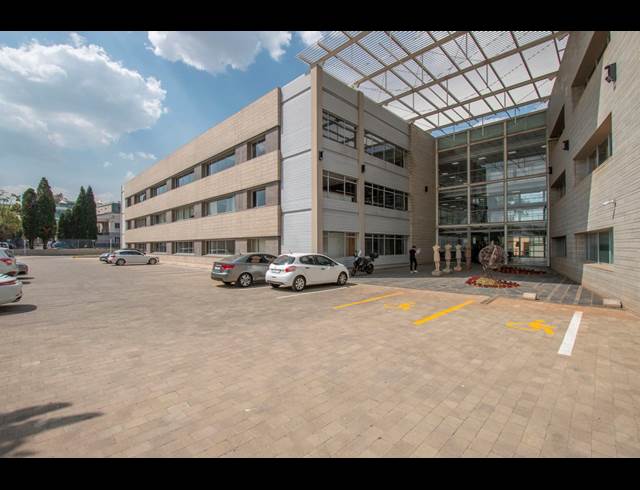 936M² OFFICE TO LET IN ILLOVO