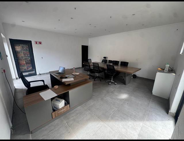 38M² OFFICE TO LET IN UMHLALI