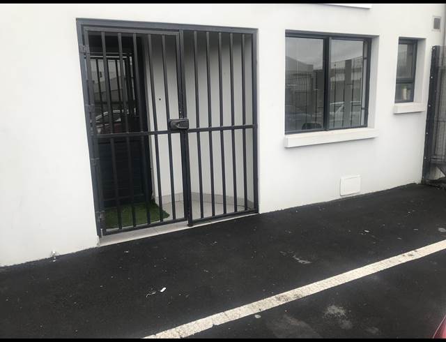 275M² WAREHOUSE TO LET IN AIRPORT INDUSTRIA