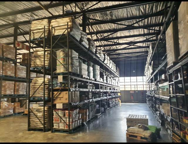 2,100M² WAREHOUSE TO LET IN CITY DEEP