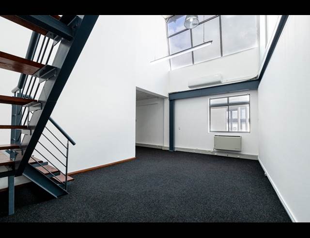 120M² OFFICE TO LET IN TYGER VALLEY