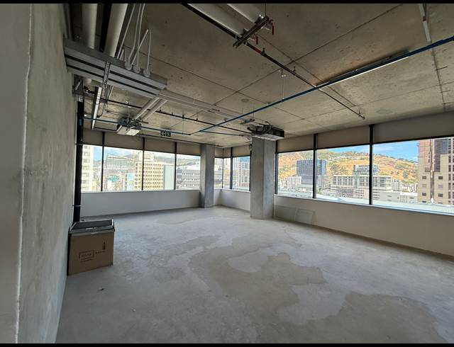 704M² OFFICE TO LET IN CAPE TOWN CITY CENTRE