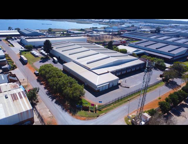 10,786M² WAREHOUSE TO LET IN JET PARK