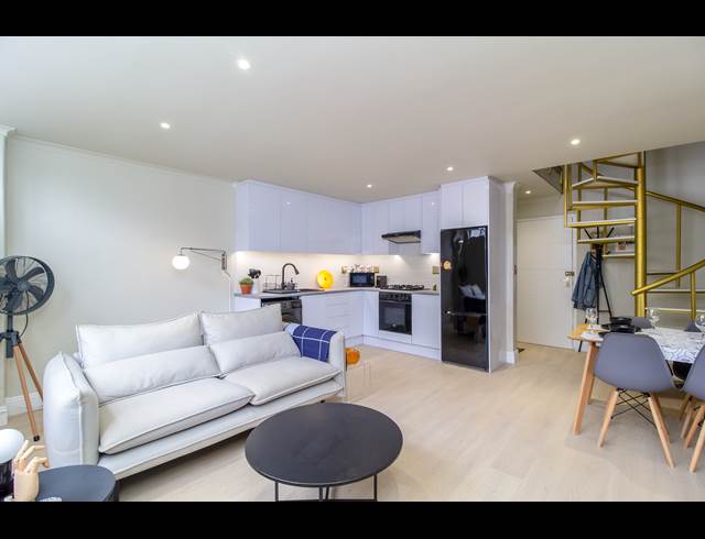 1 BEDROOM APARTMENT TO LET IN GARDENS