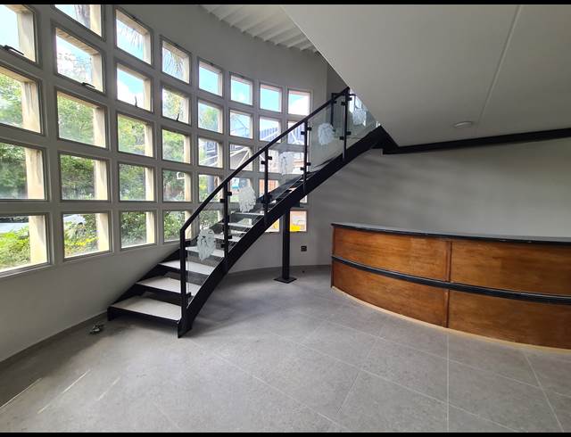 305M² WAREHOUSE TO LET IN ALLANDALE
