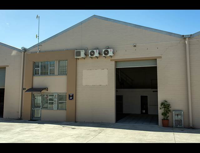 266M² WAREHOUSE TO LET IN FISANTEKRAAL INDUSTRIAL