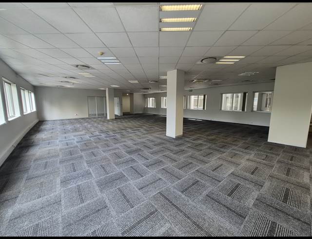 295M² OFFICE TO LET IN SANDTON CENTRAL