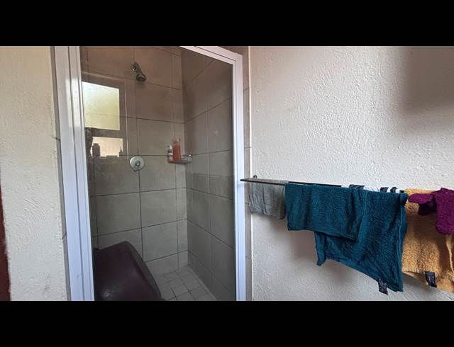 1 BEDROOM APARTMENT TO LET IN SONHEUWEL