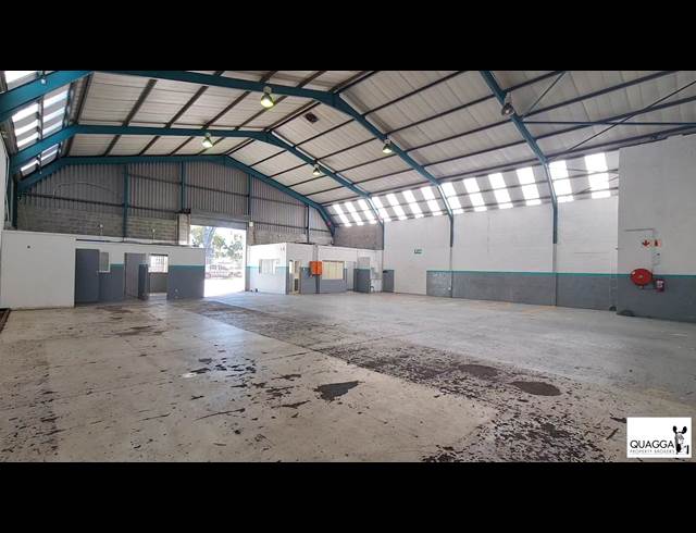 900M² FACTORY TO LET IN OTTERY EAST