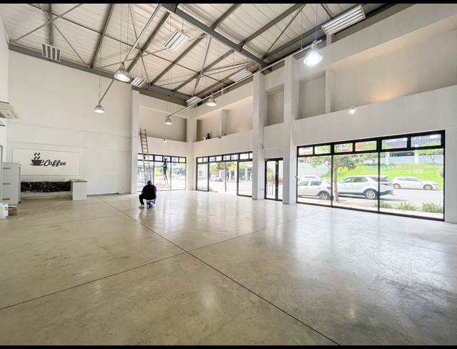 342M² OFFICE TO LET IN NEW TOWN CENTRE