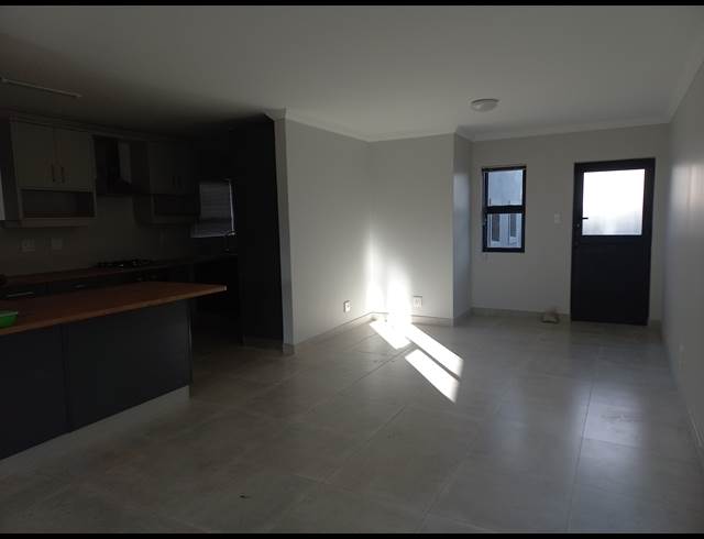 2 bed property to rent in WORCESTER WEST