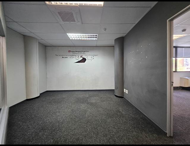 531M² OFFICE TO LET IN DIE HOEWES