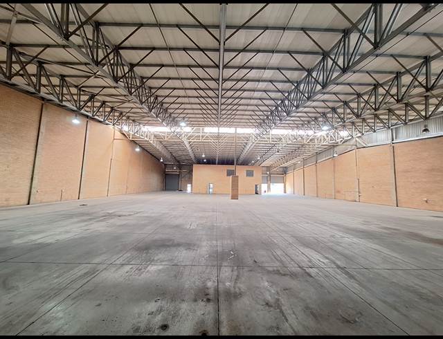 2,350M² WAREHOUSE TO LET IN NORTH RIDING