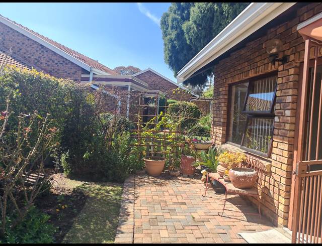 1 BEDROOM RETIREMENT UNIT TO LET IN EDEN GLEN