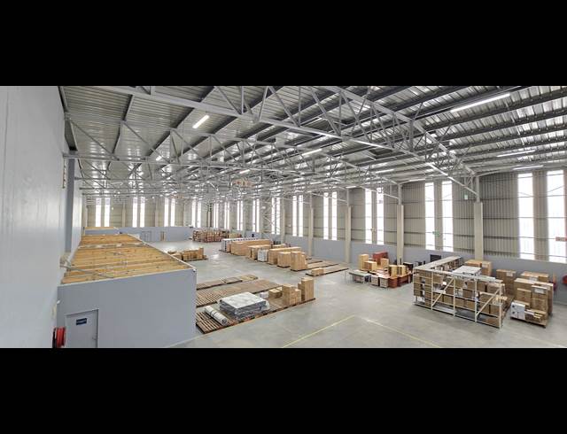 2,526M² WAREHOUSE TO LET IN STRIJDOMPARK