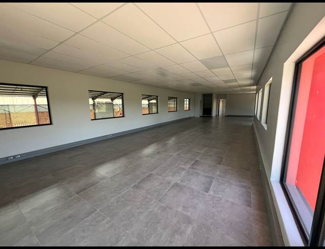 3,200M² WAREHOUSE TO LET IN WITHOK ESTATE