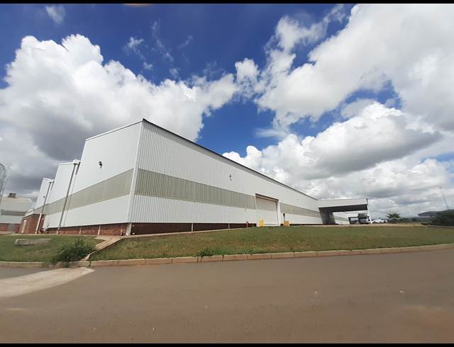 9,944M² WAREHOUSE TO LET IN ROSSLYN