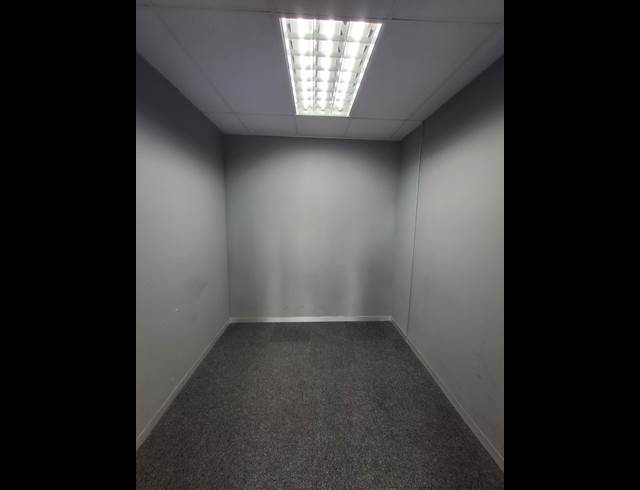 60.50M² RETAIL TO LET IN GONUBIE