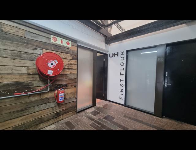 139M² OFFICE TO LET IN CAPE TOWN CITY CENTRE