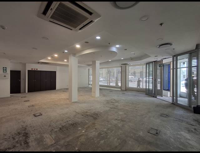133M² RETAIL TO LET IN CAPE TOWN CITY CENTRE