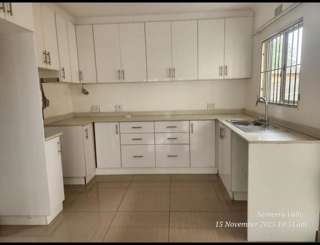 2 BEDROOM PROPERTY TO RENT IN OVERPORT